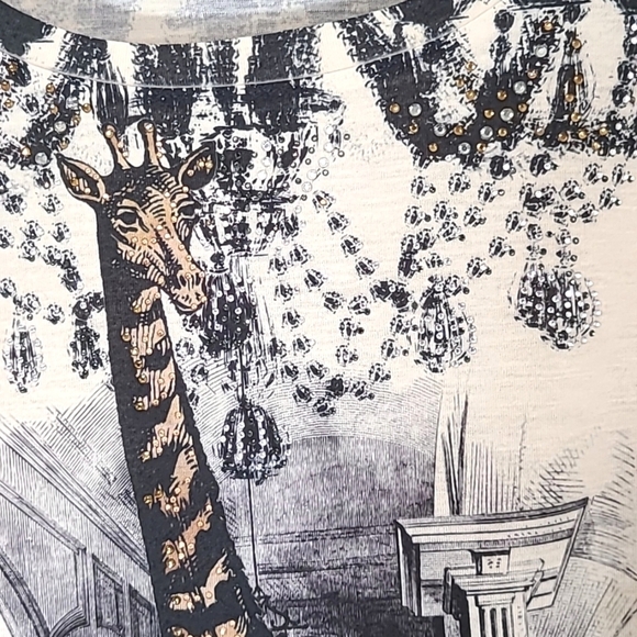 CHICO'S 3/4 Sleeve Giraffe Sequin Beaded Top Front/Back Graphics, size 3 (Large) - Picture 4 of 9